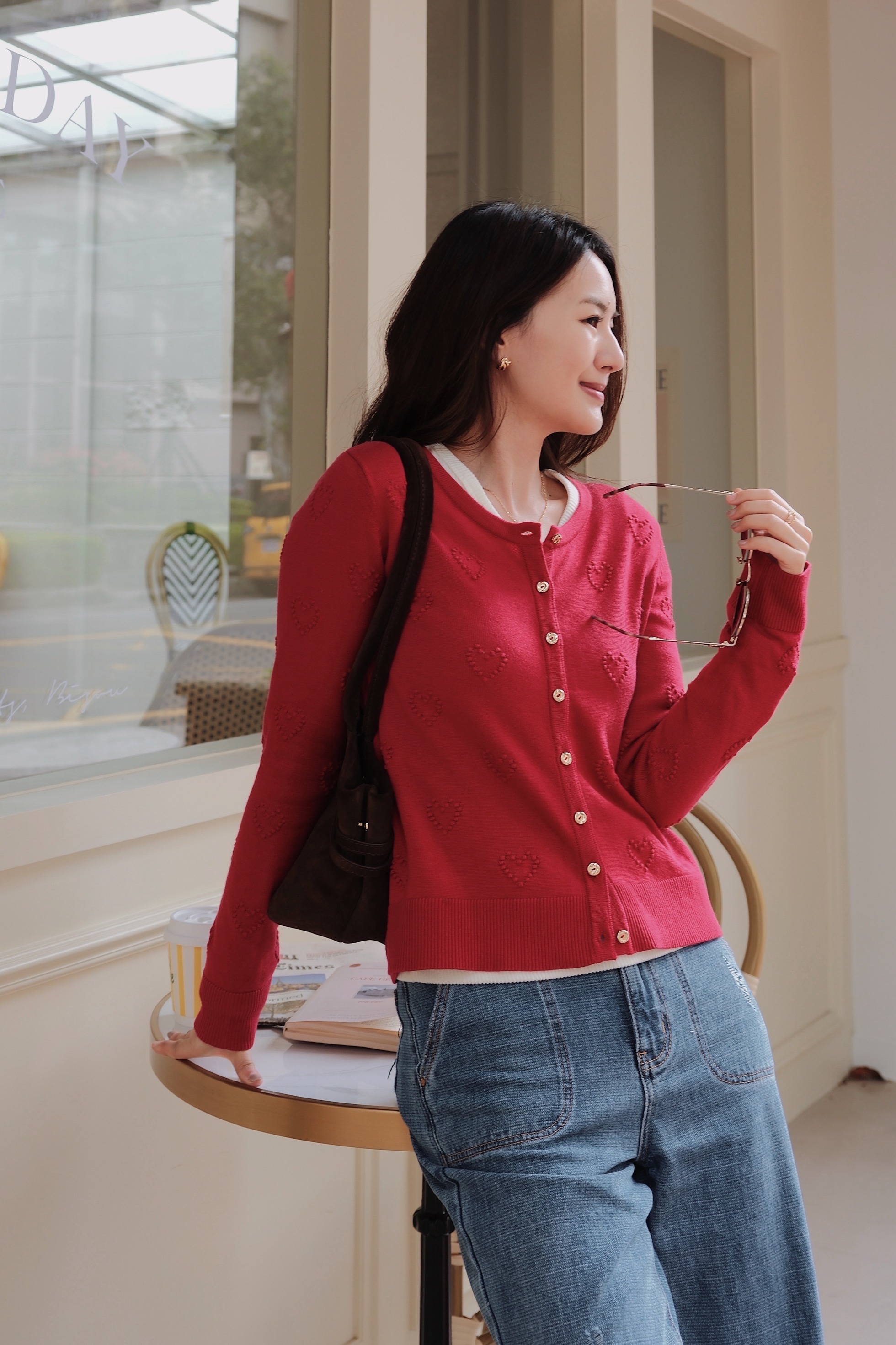 lookbook showcase 6983afd0433841217a371606-4