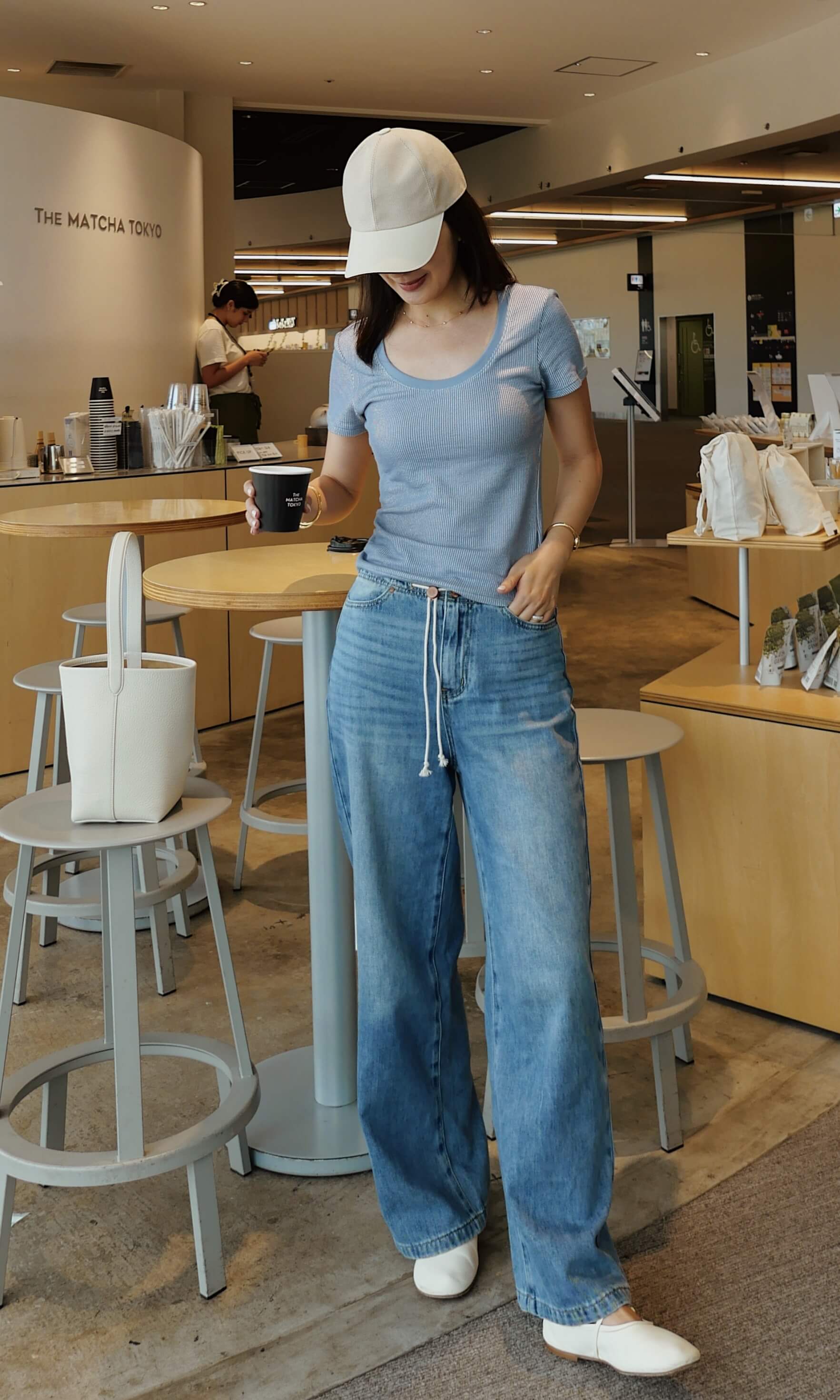 lookbook showcase 6a7db72273c1957a0382b89c-3