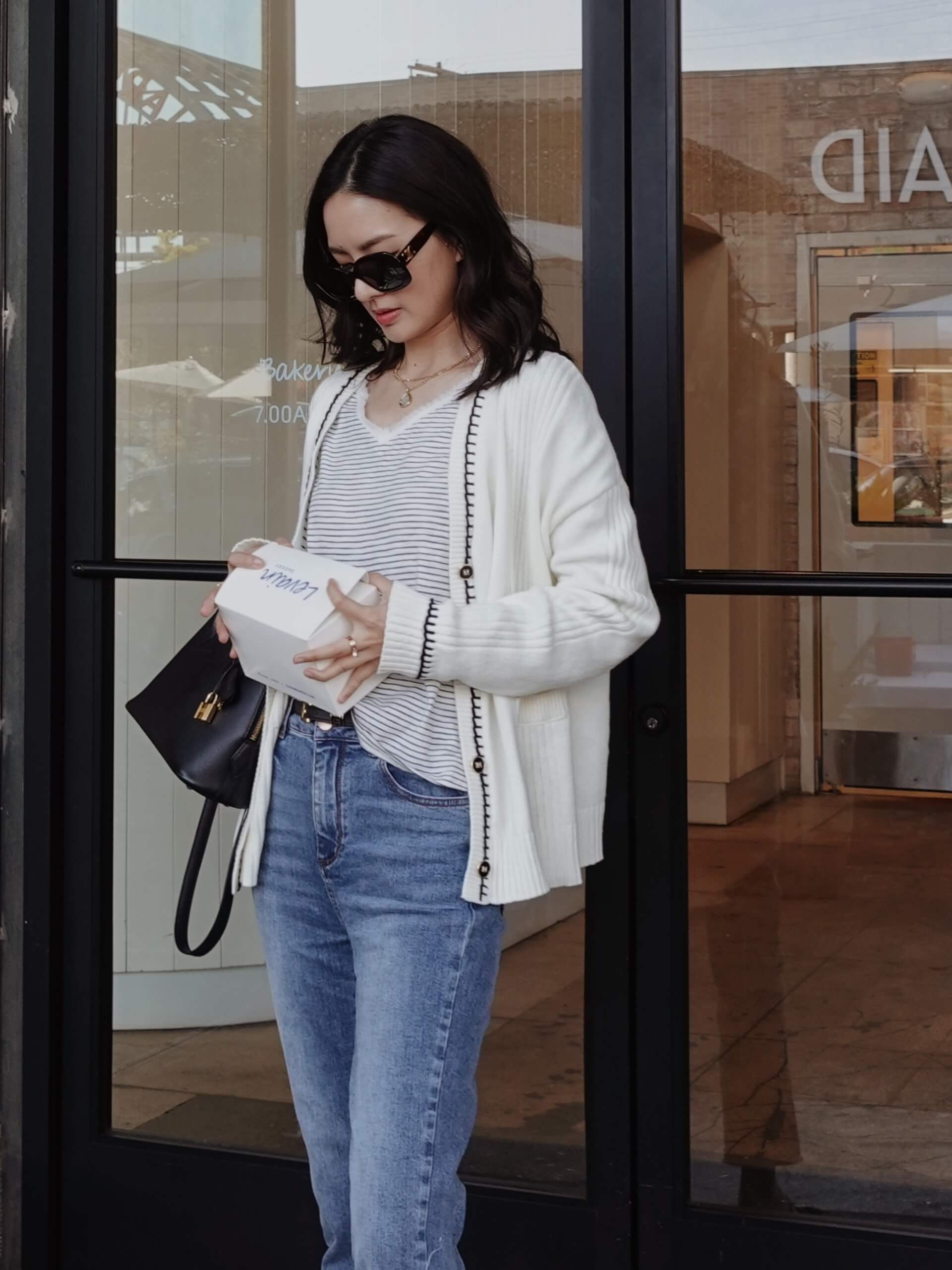 lookbook showcase 67aad3d8789f453bb9e64a5c-5