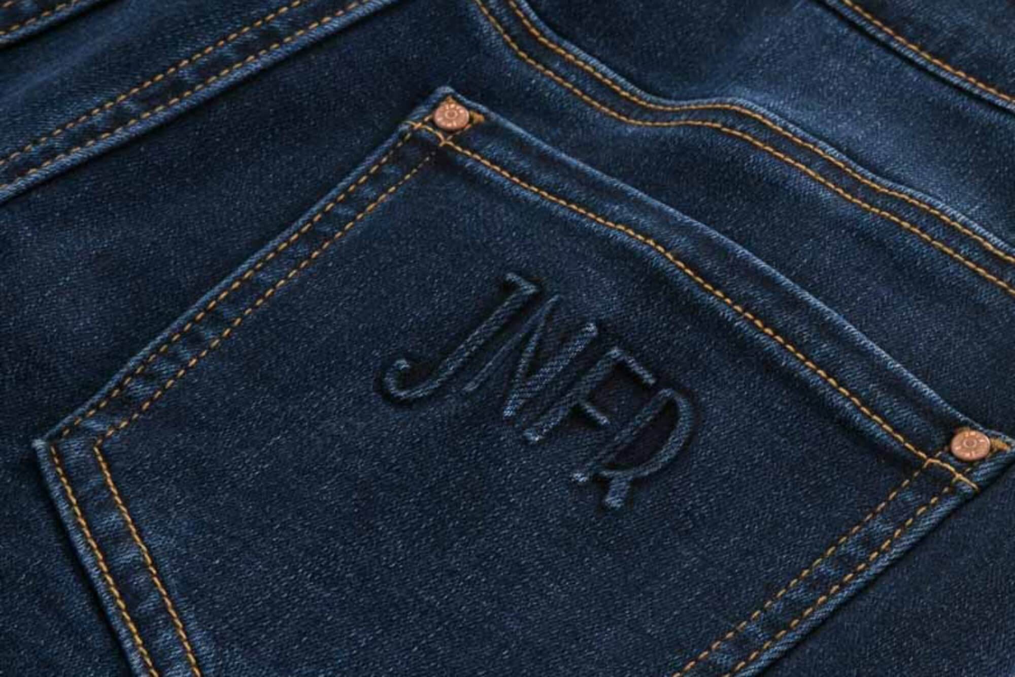 lookbook showcase 693cd0e920bab23ad6ba1129-1