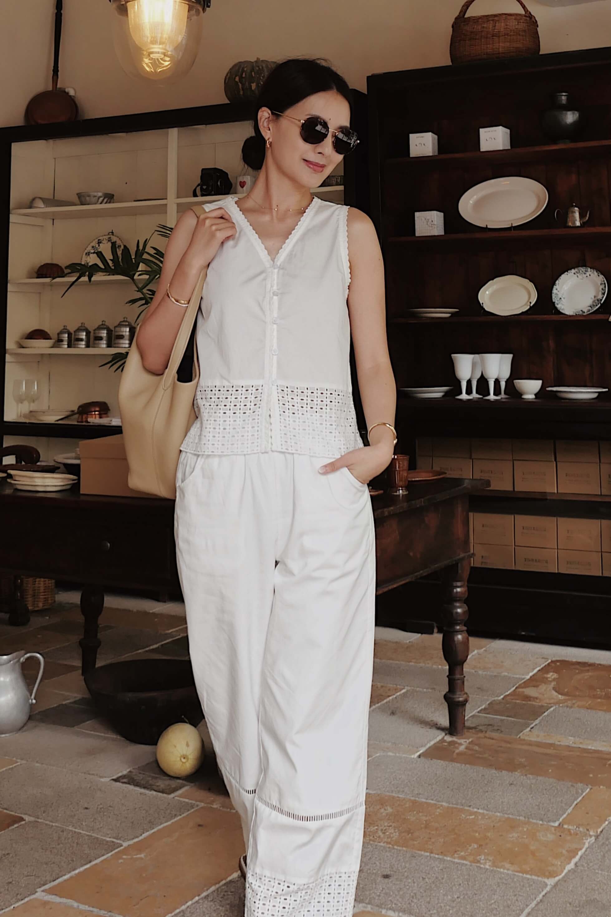 lookbook showcase 6a563378062a66070422aa5f-2