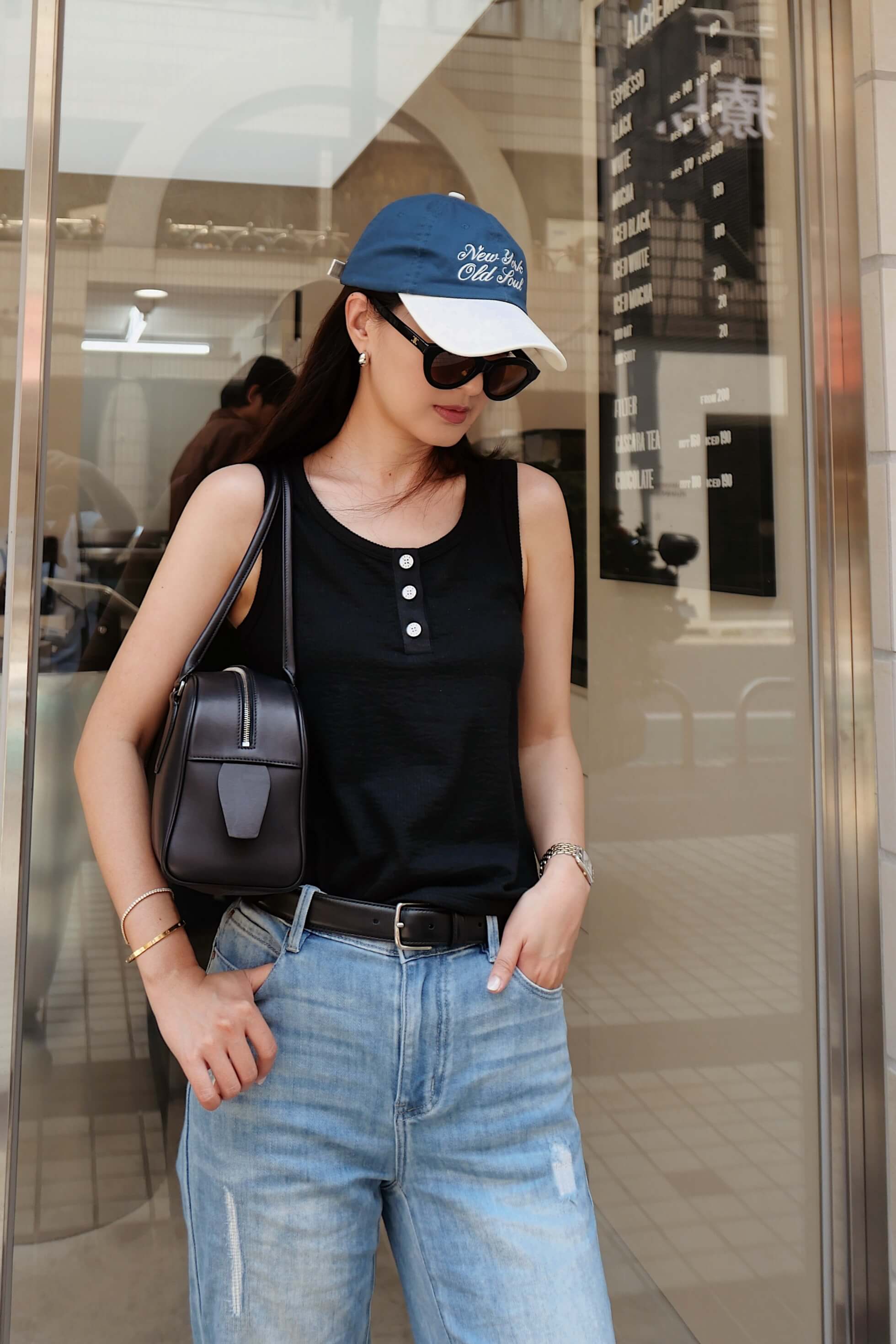 lookbook showcase 6a56365c062a66070422aa60-3